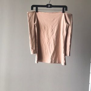 Off shoulders top